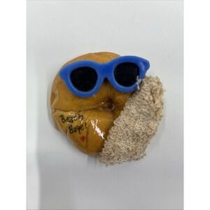 Vintage Refrigerator Magnet Decorative Beach Bagel Novelty Beach Towel